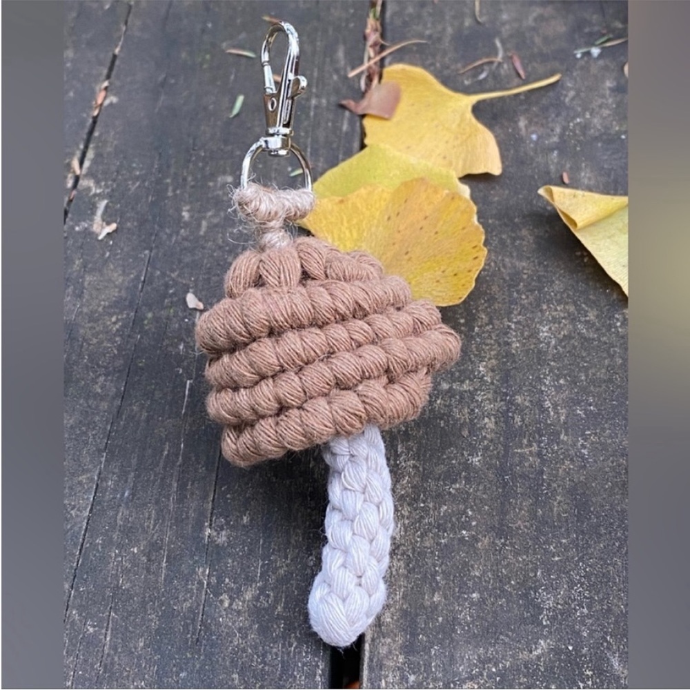 1 Handmade Macrame Mushroom Keychain in the Colors Camel and Natural